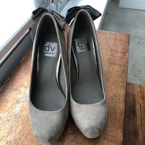 Dolce Vita tan suede 6.5